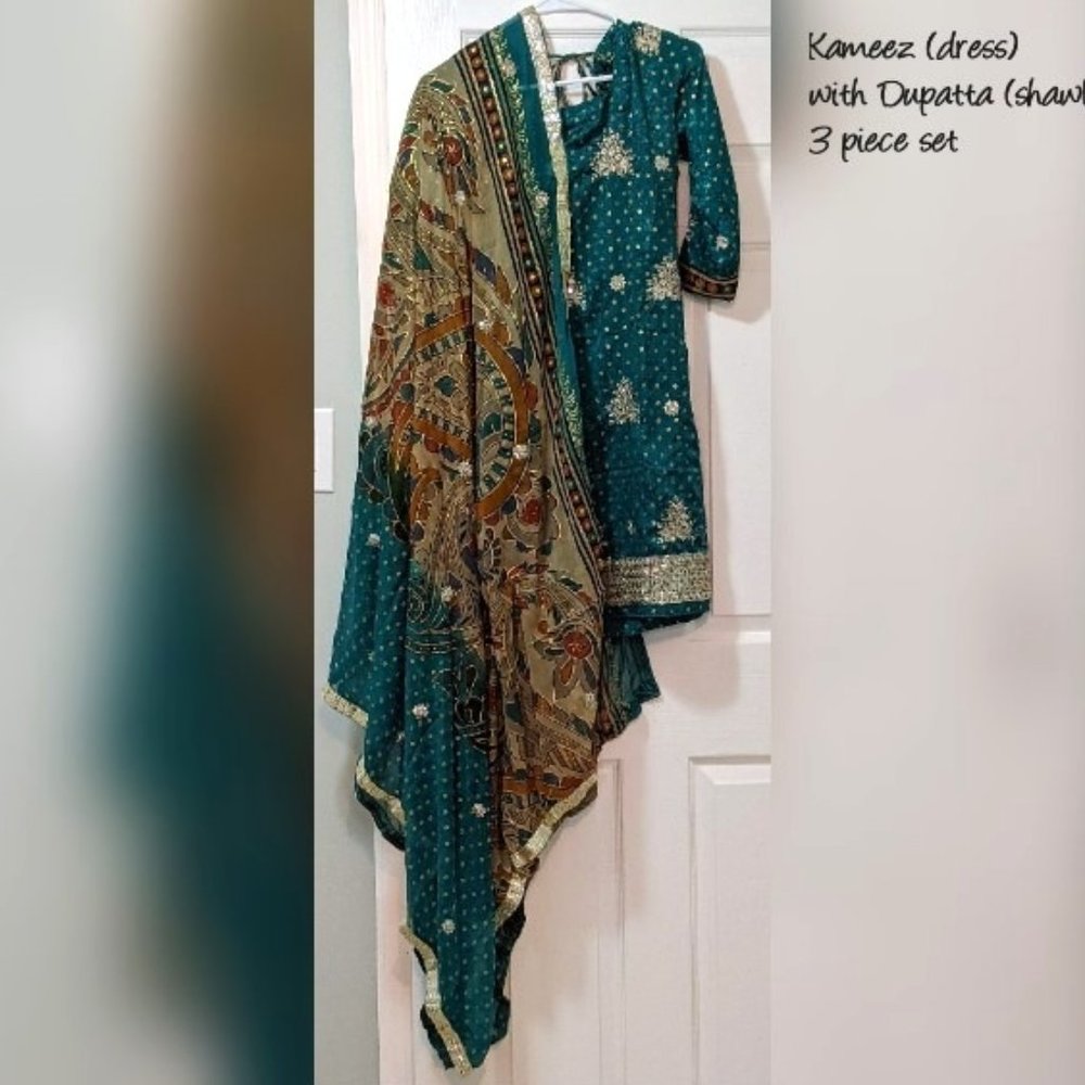 Indian Patiala Shalwar Kameez / Indian Dress